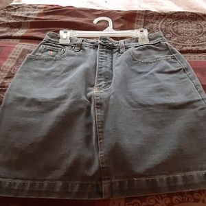Woman's stonedwashed black skirt